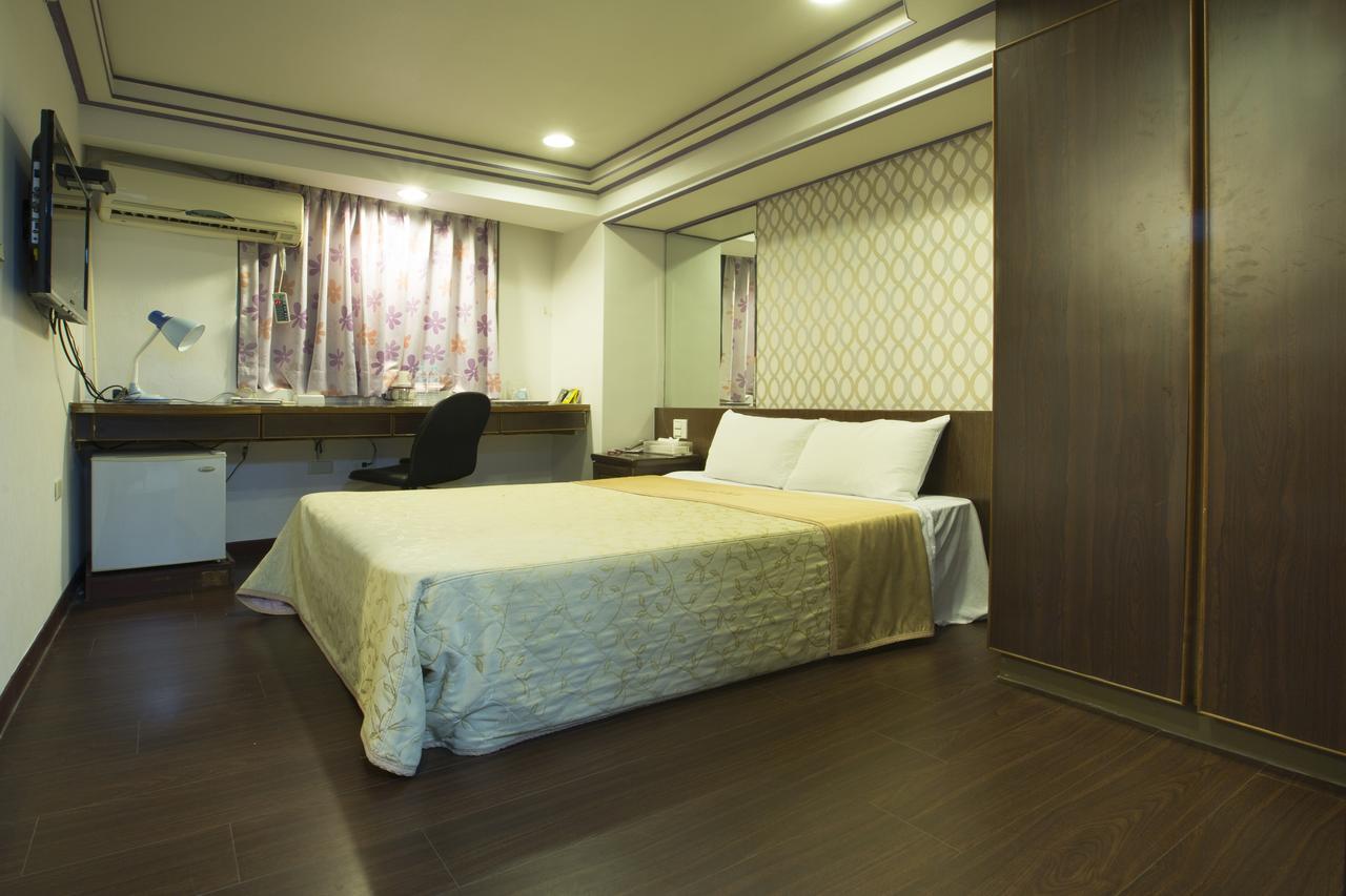 Chief Hotel تشوبي المظهر الخارجي الصورة