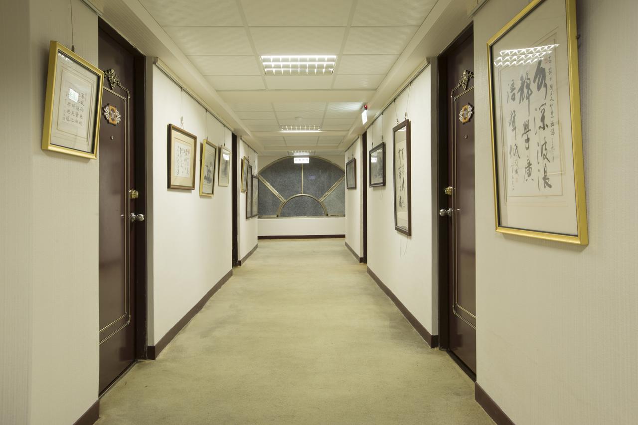 Chief Hotel تشوبي المظهر الخارجي الصورة